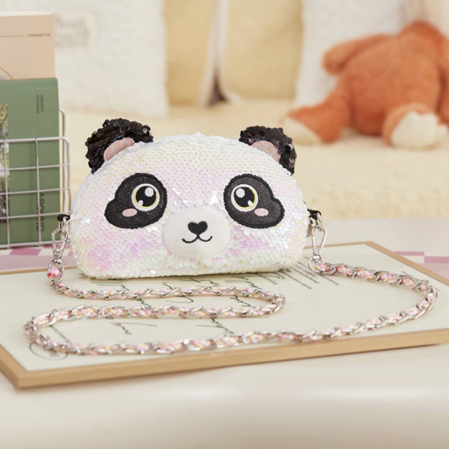 ✨ Mochila convertible Shiny Panda: brilla con cada paso