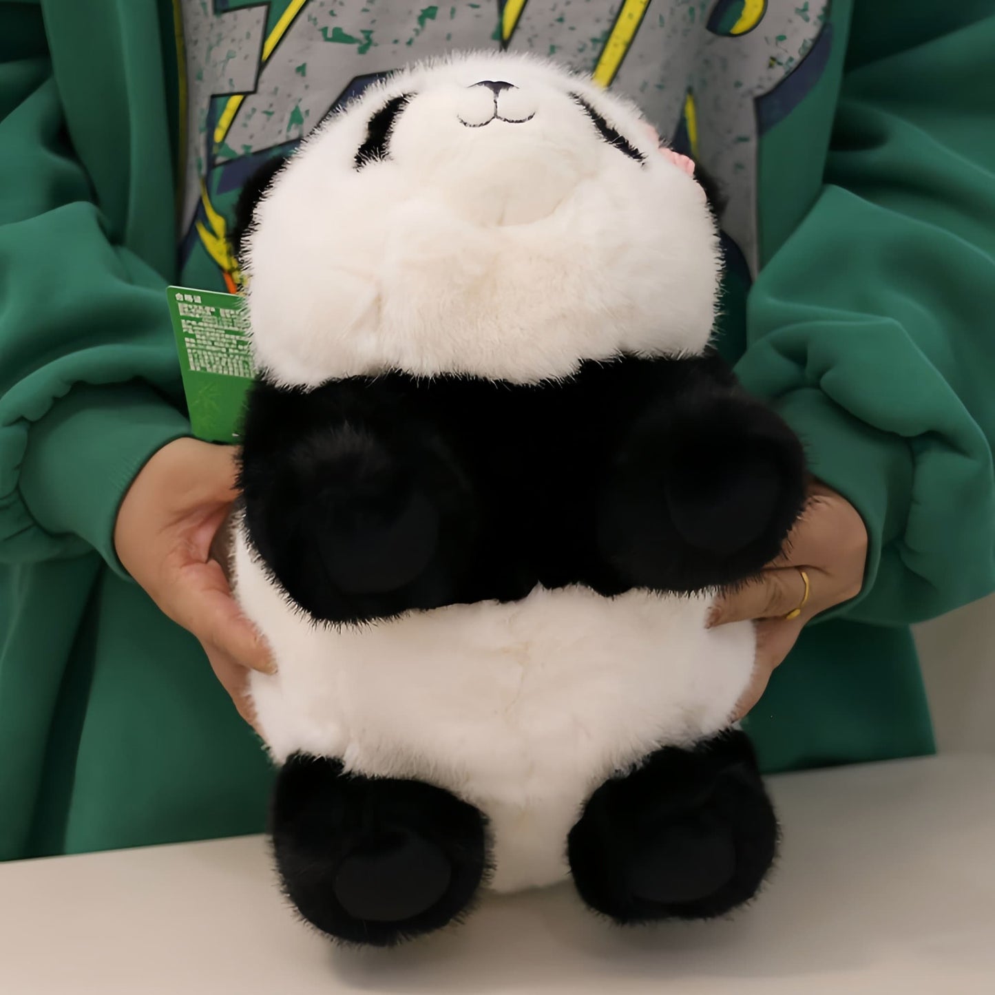 究極のパンダ抱きしめバディ - あらゆる年齢層に愛らしいパンダのぬいぐるみ。お子様にも大人にもぴったりのギフトです。