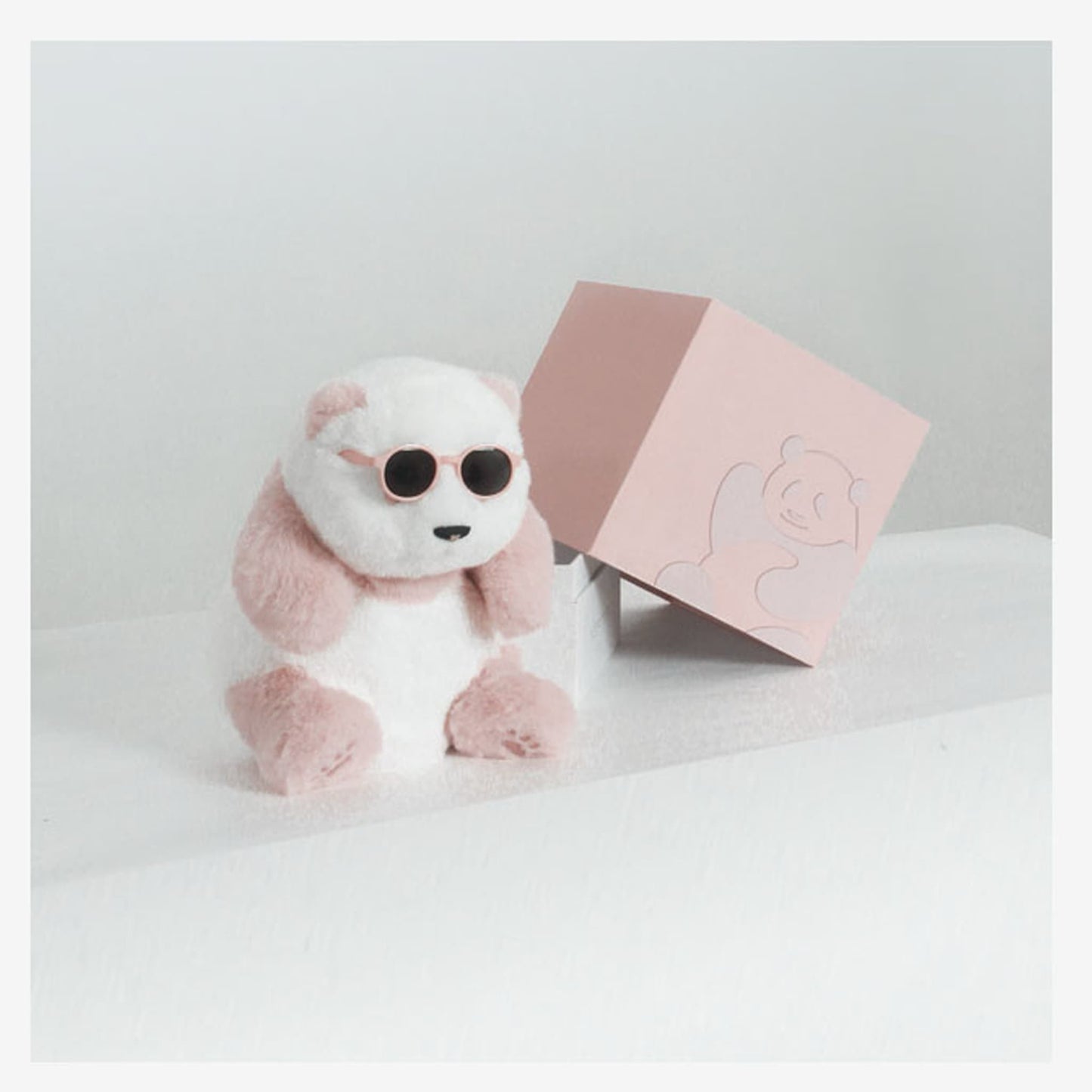 バオメイパンダ – 愛らしいピンクバージョン、あなたのパンダのスーパーパワー 🐼💖