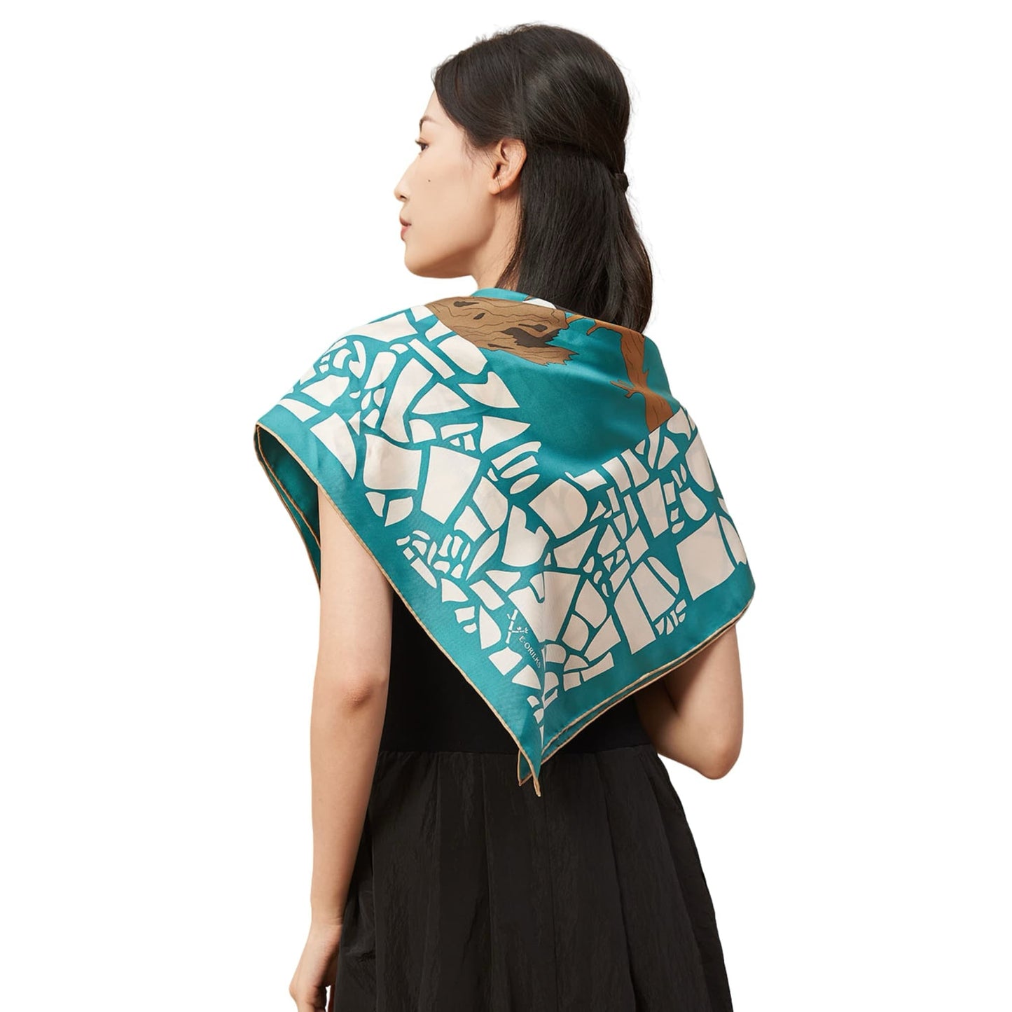 Panda Silk Scarf โ A Playful Embrace of Elegance and Joy ๐ผ๐