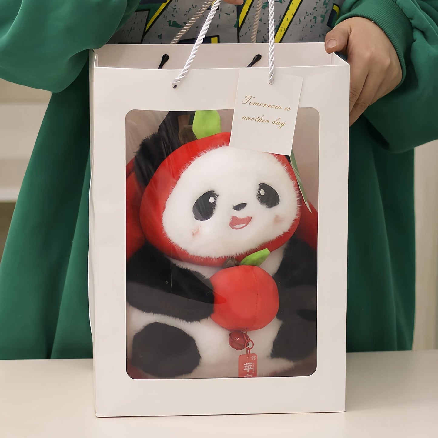 Mochila de peluche Hua Hua Panda: adorablemente única y lista para viajar contigo