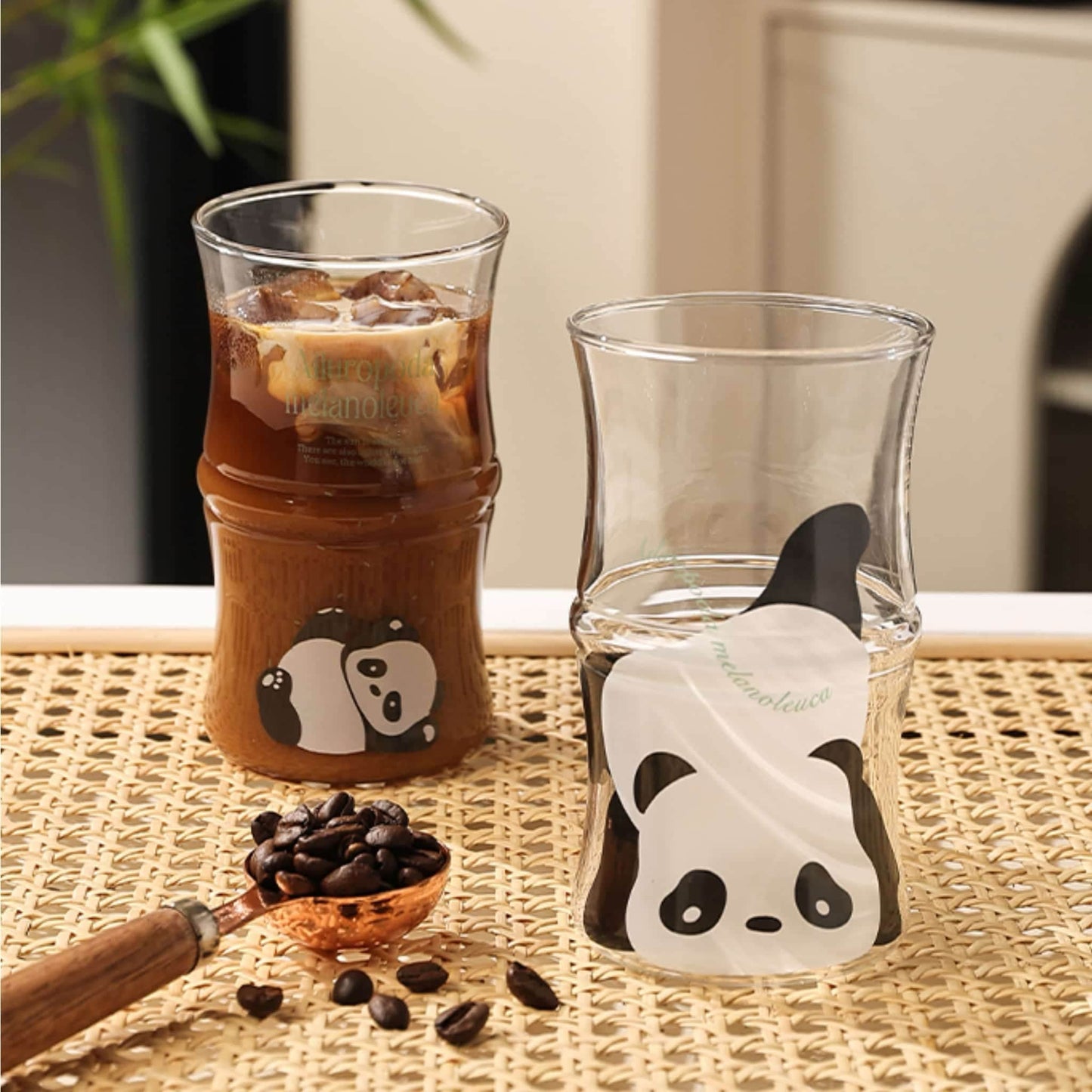 Panda Water Bottle – Cute and Playful, Perfect for Every Sip 🐼💧