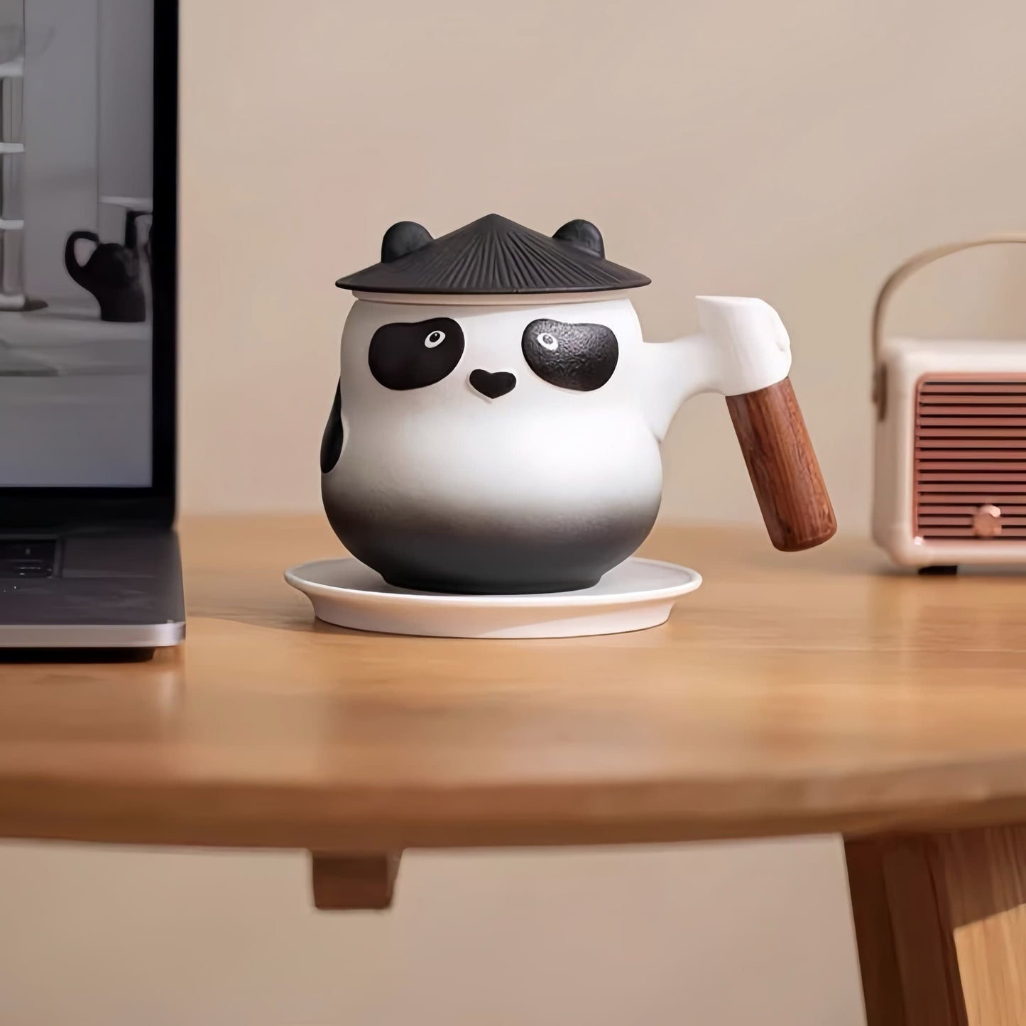 🐼 カンフー・パンダ セラミックマグカップセット – 蓋、トレイ、木製ハンドル付きのスタイリッシュなギフトマグカップ