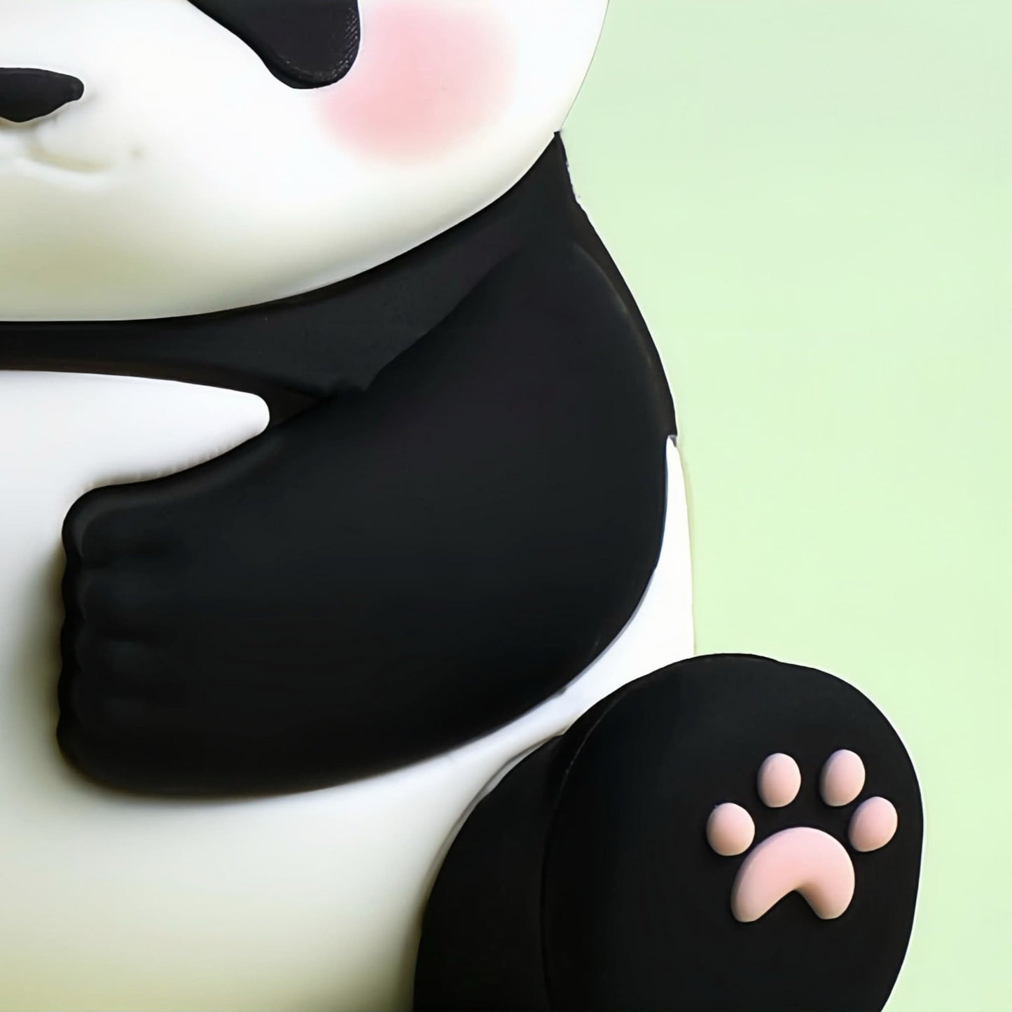 フアフアパンダのぬいぐるみ – 帽子をかぶった静かなお姫様、あなたの抱きしめ友達 🐼👑