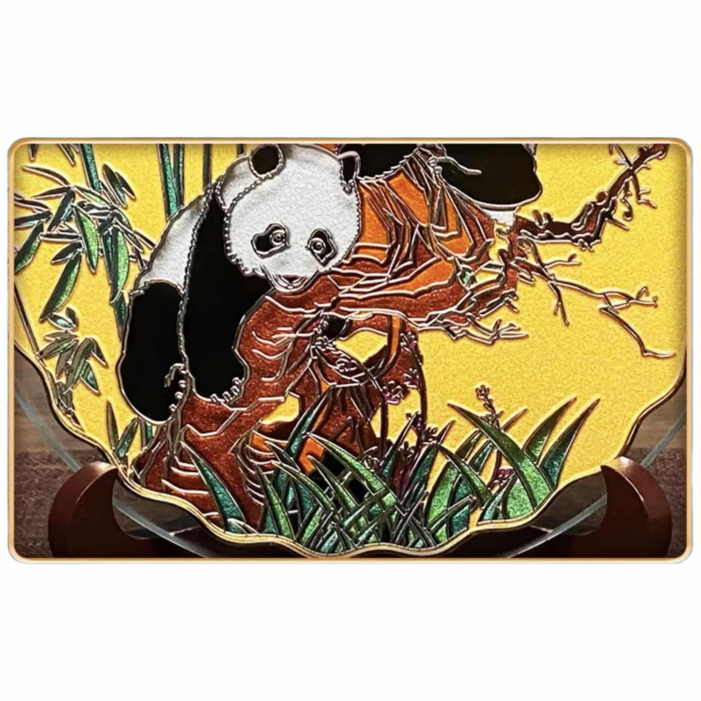 両面手彫りの芸術的なプレート – 現代の職人技の傑作🐼