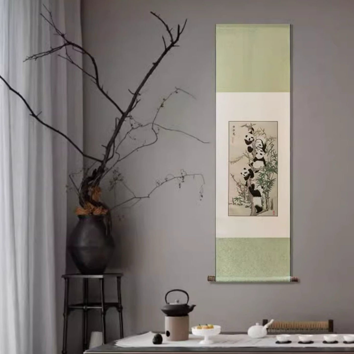 “Climbing Panda” Handwoven Silk Scroll – A Masterpiece of Intangible Cultural Heritage 🐼✨