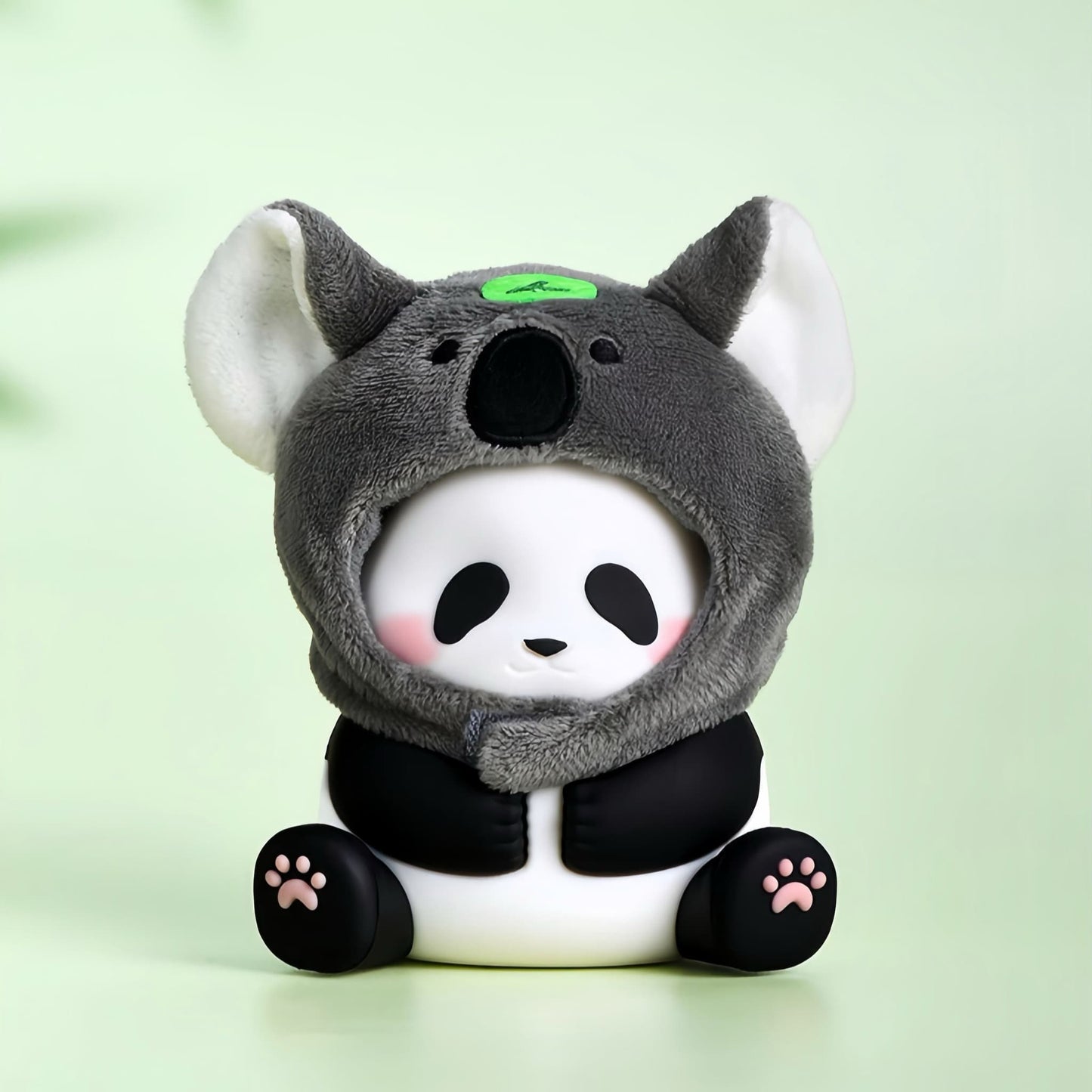 フアフアパンダのぬいぐるみ – 帽子をかぶった静かなお姫様、あなたの抱きしめ友達 🐼👑