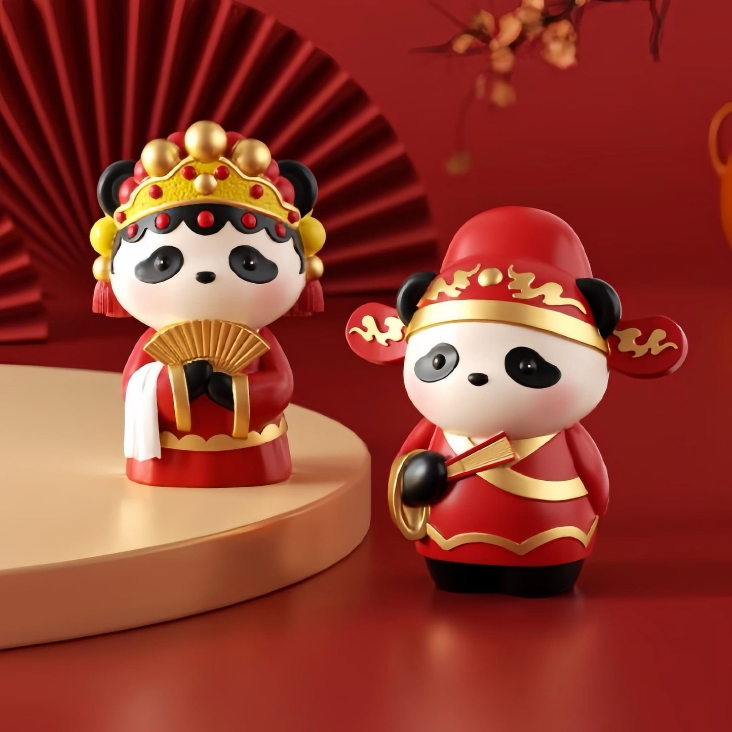 パンダのウェディングフィギュア – 結婚祝いの贈り物に愛と幸運のシンボル