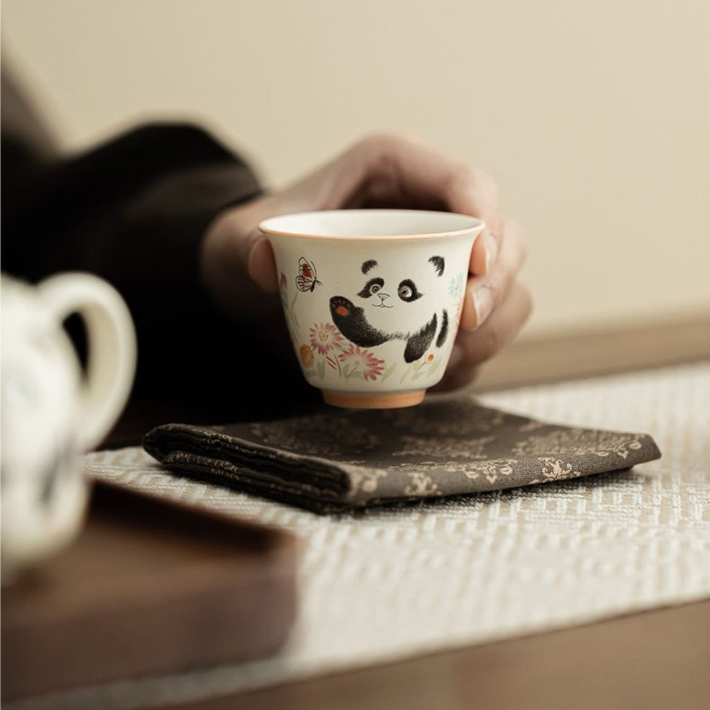 パンダティーセット – ティータイムにぴったりのお供 ☕🐼