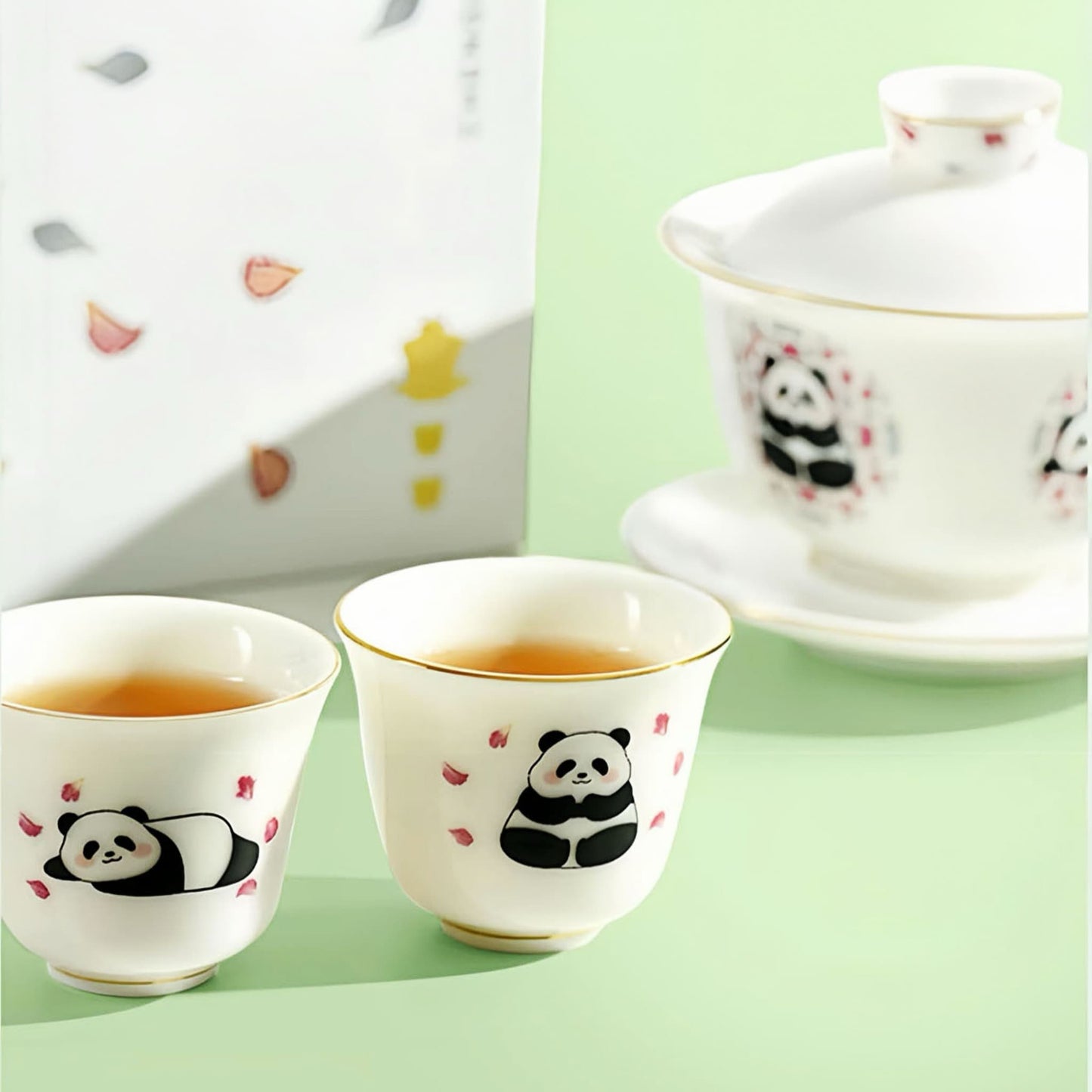 Hua Hua Panda Tea Set – Ceramic Gaiwan with Adorable Panda Design 🐼🍵