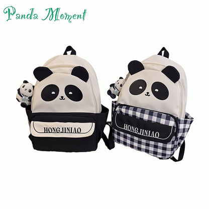 Mochila estilo panda: clásica en blanco y negro, divertida y funcional.