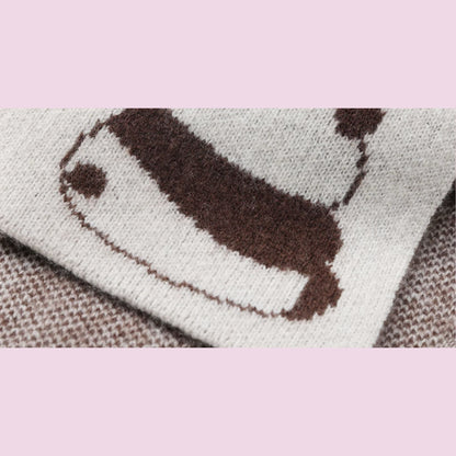 気まぐれなウールパンダスカーフ – パンダへの愛が感じられる、心地よい魅力🐼💫