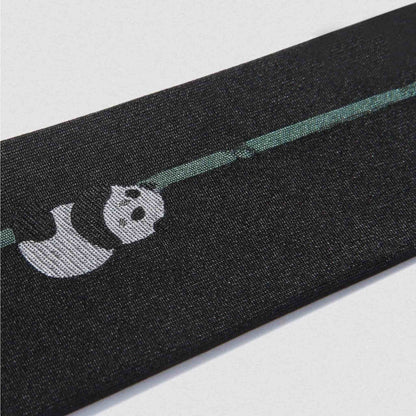 Corbata de seda Panda: un equilibrio perfecto entre elegancia y personalidad 🐼🎩