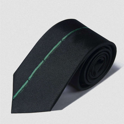 Corbata de seda Panda: un equilibrio perfecto entre elegancia y personalidad 🐼🎩