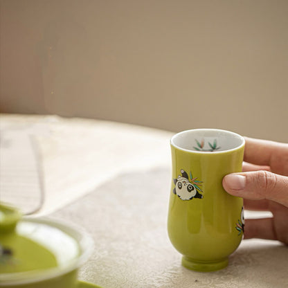 パンダの竹カップ – あらゆる飲み物にぴったりのパートナー ☕🐼