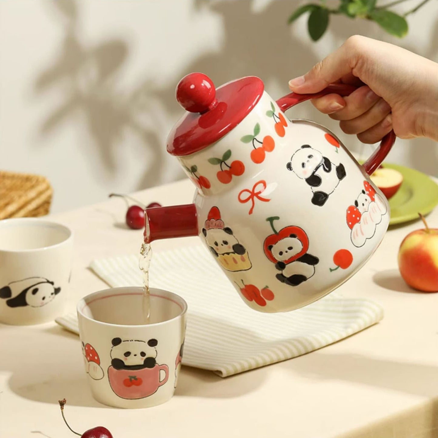 パンダの陶器マグカップ – 飲み物を抱きしめる最高の贈り物🐼☕