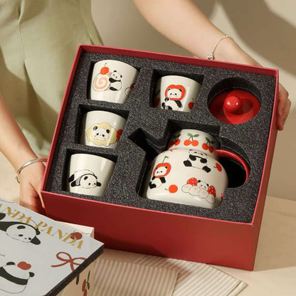 パンダの陶器マグカップ – 飲み物を抱きしめる最高の贈り物🐼☕