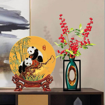 両面手彫りの芸術的なプレート – 現代の職人技の傑作🐼