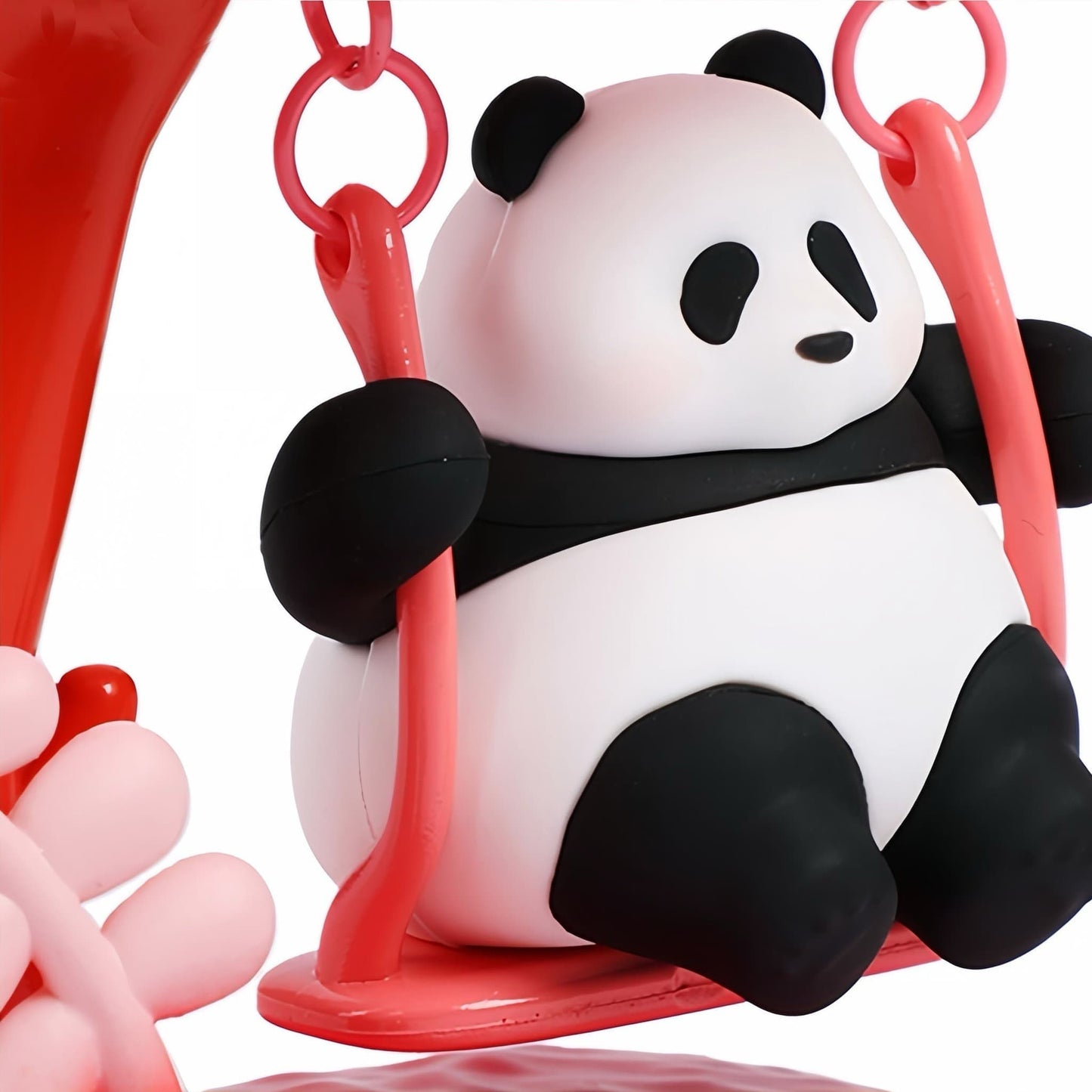 🐼 パンダのブランコ人形 – 自宅、オフィス、車内を飾る可愛いインテリア | 毎日パンダの喜びをお届けします