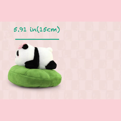 Hua Hua Panda ぬいぐるみ – 蓮をモチーフにしたパンダが、あらゆる瞬間に喜びをもたらします 🐼🌸