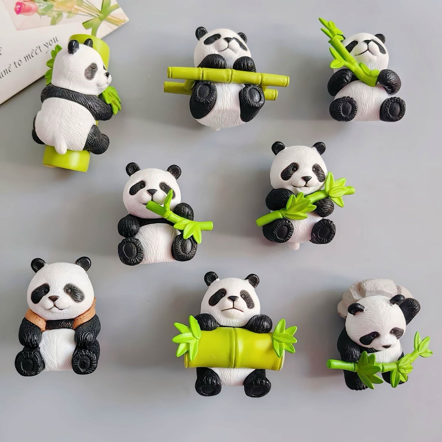 かわいいパンダのマグネットデコレーション – 冷蔵庫、ドア、オフィスに使える3Dマグネット
