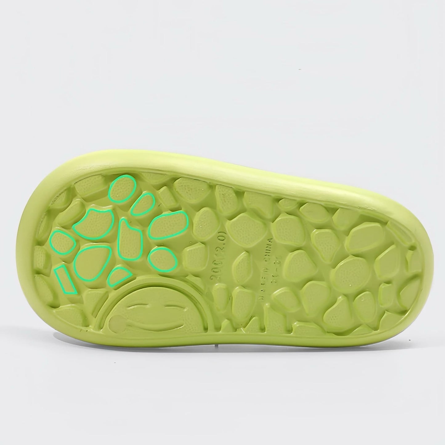 🥿 Panda Hug Slippers – Super Soft, Comfortable & Adorably Fun Footwear