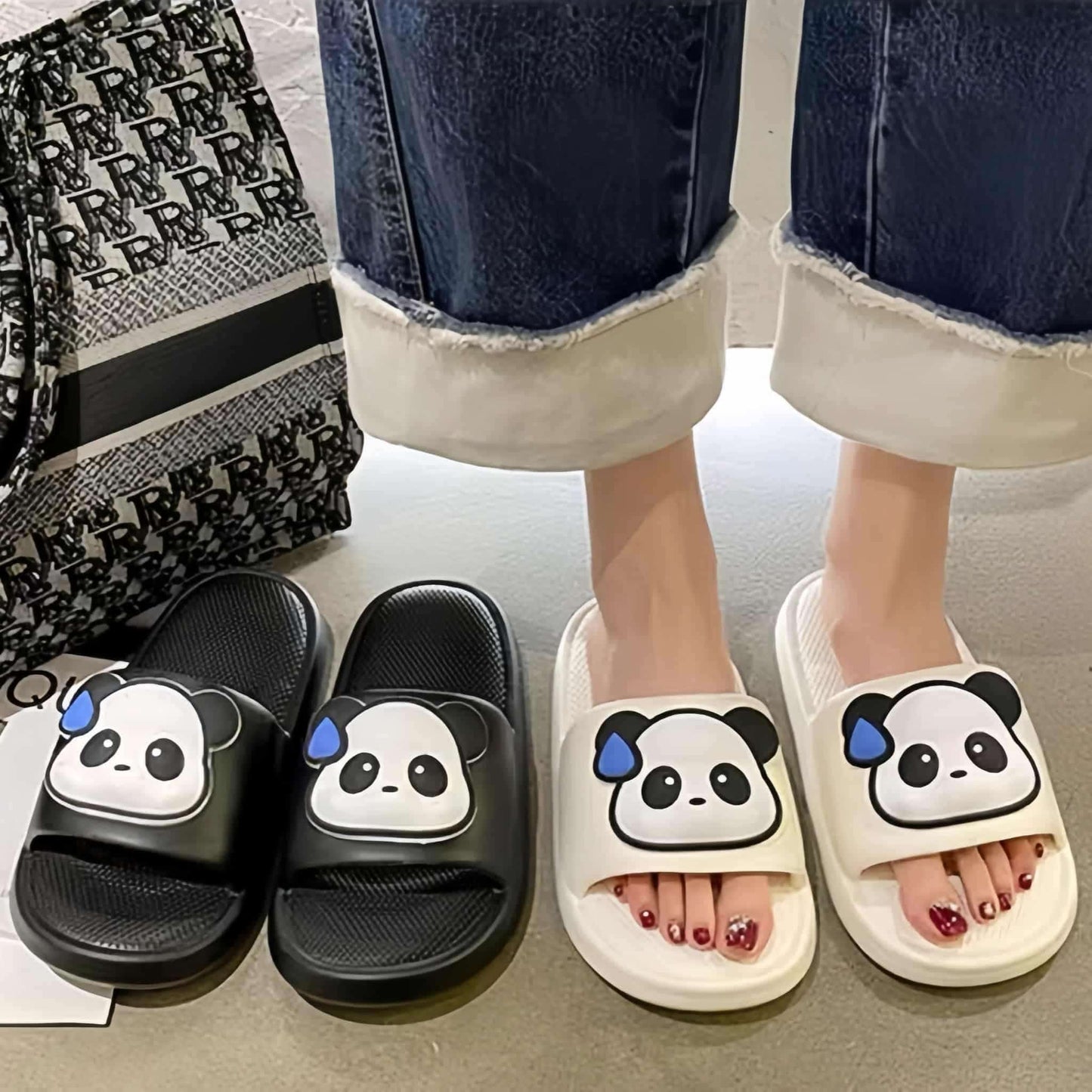 🐼 Panda Charm Slippers – Irresistible Comfort & Style